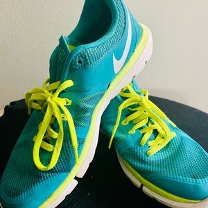 NIKE Flex 2014 Women’s Running Shoes size 9.5